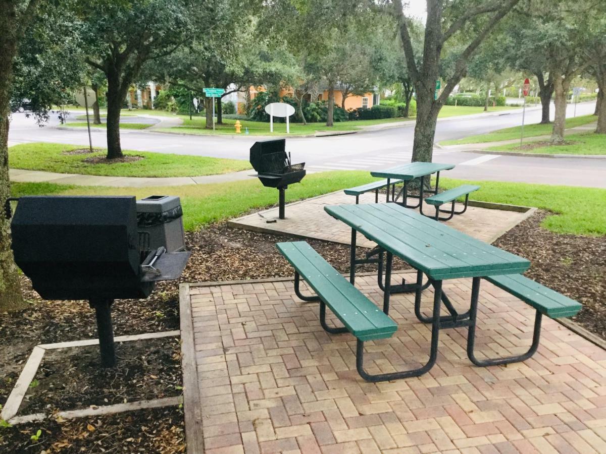 Beautiful 3 Bedroom Apartment Minutes From Disney! キシミー エクステリア 写真